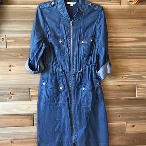 Denim dress. Worn once. Comfortable